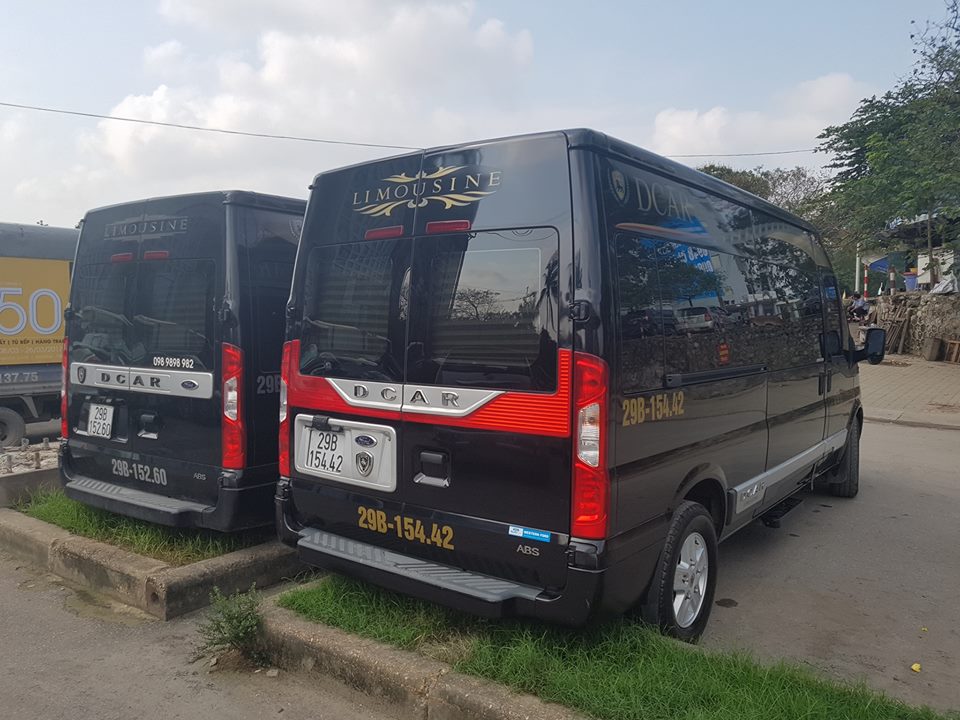 Cho thuê xe limousine